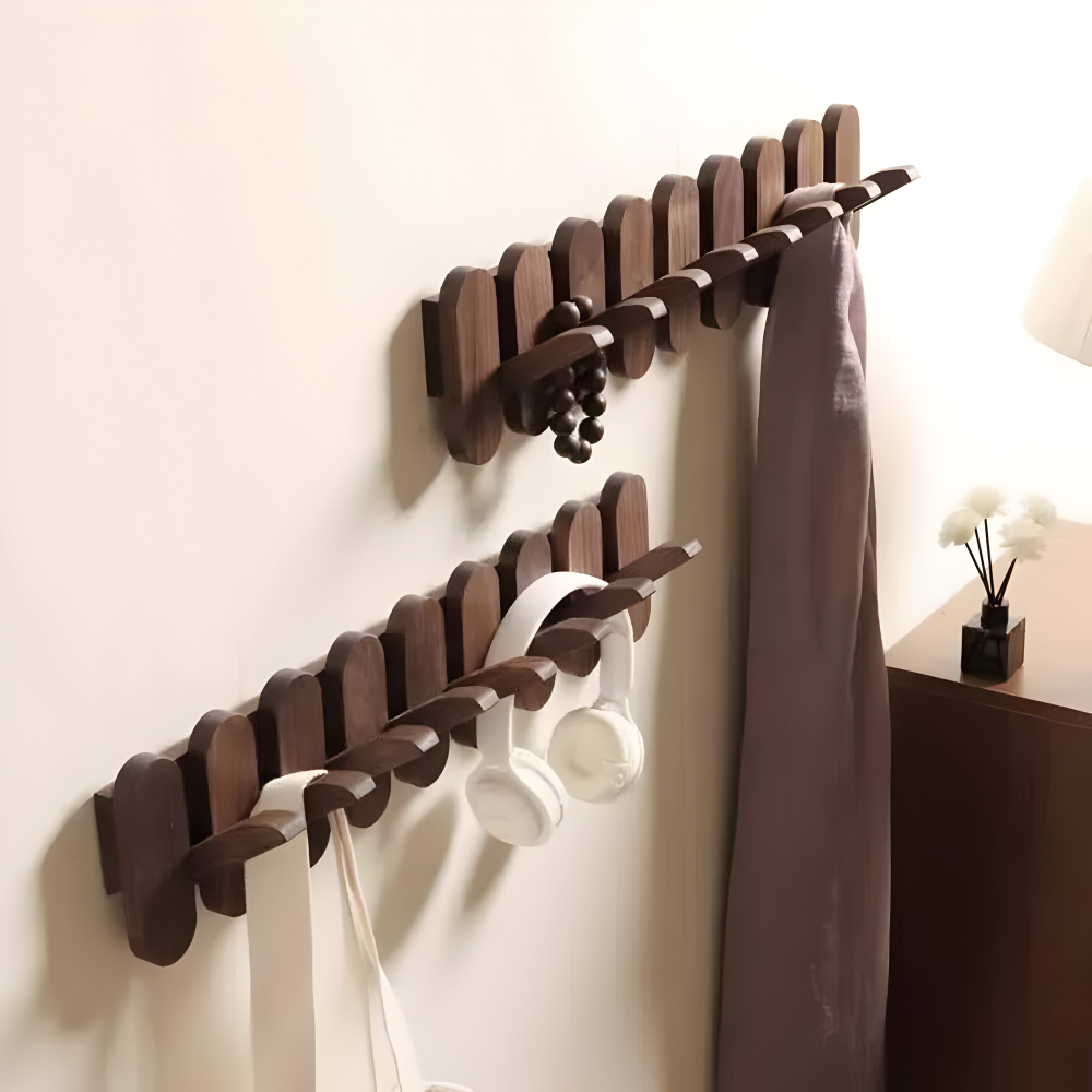 Walnoa – Väggmonterad Valnötshängare med Hylla & Krokar