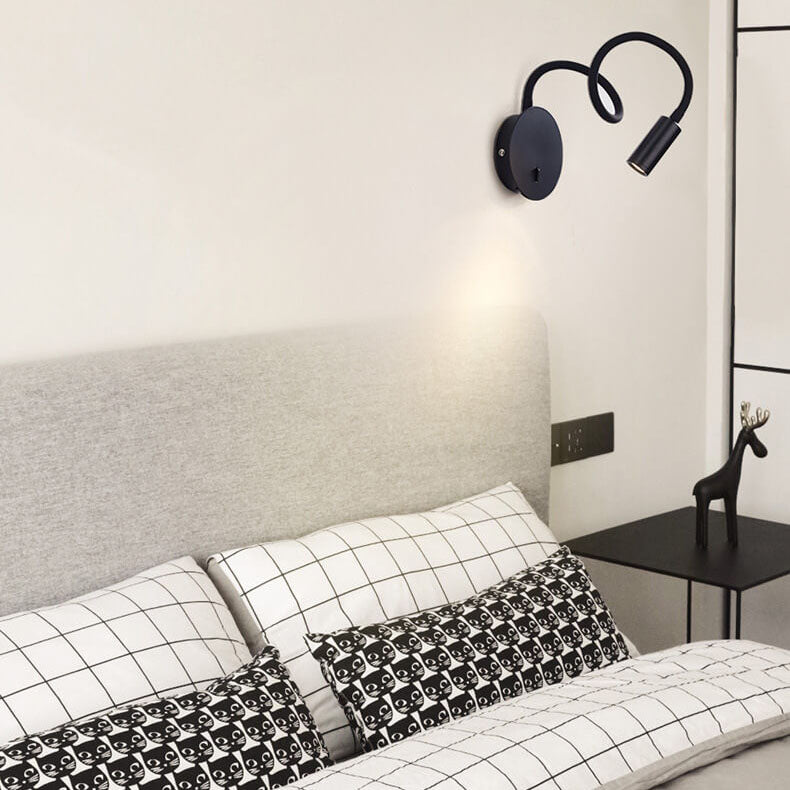 Svart LED-vägglampa med 360° justerbart ljus