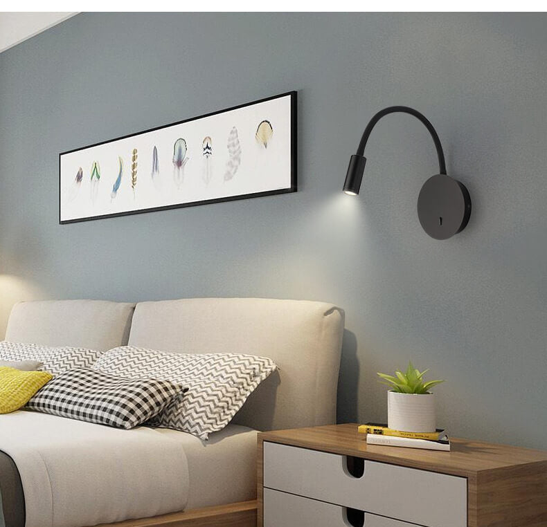 Svart LED-vägglampa med 360° justerbart ljus