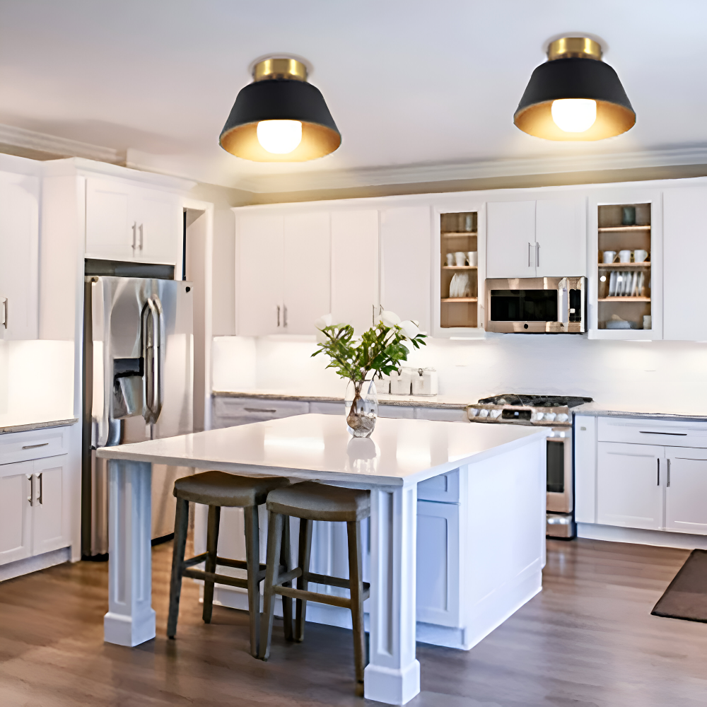 RetroBeam – Metallisk Svart & Vit LED-Taklampa