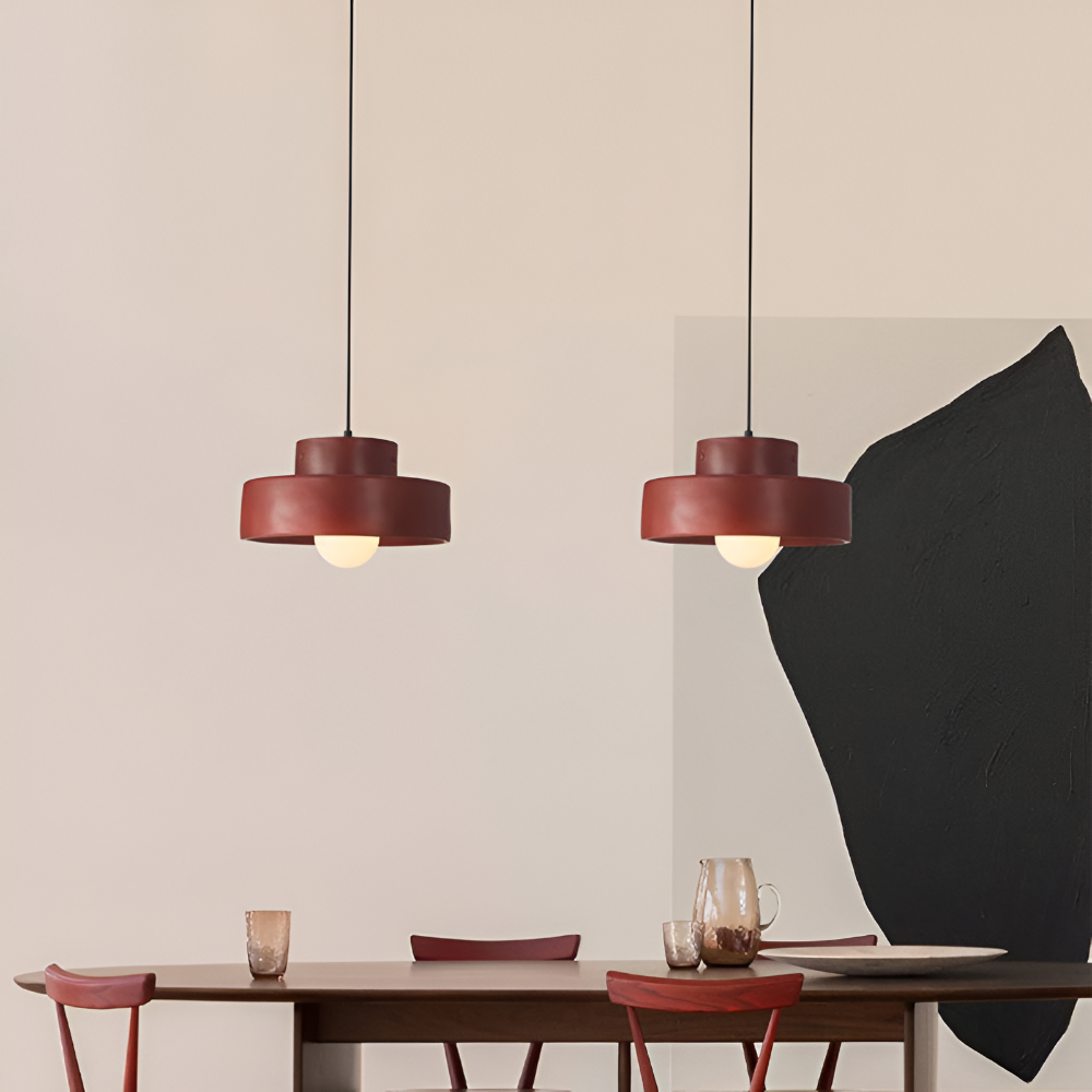 NostalSabi – Färgstark Wabi Sabi Pendellampa i Röd Macaron-Design