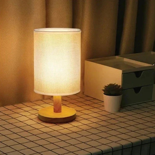 Aiko – Organisk Lampa i Trä & Linne med Fjärrkontroll